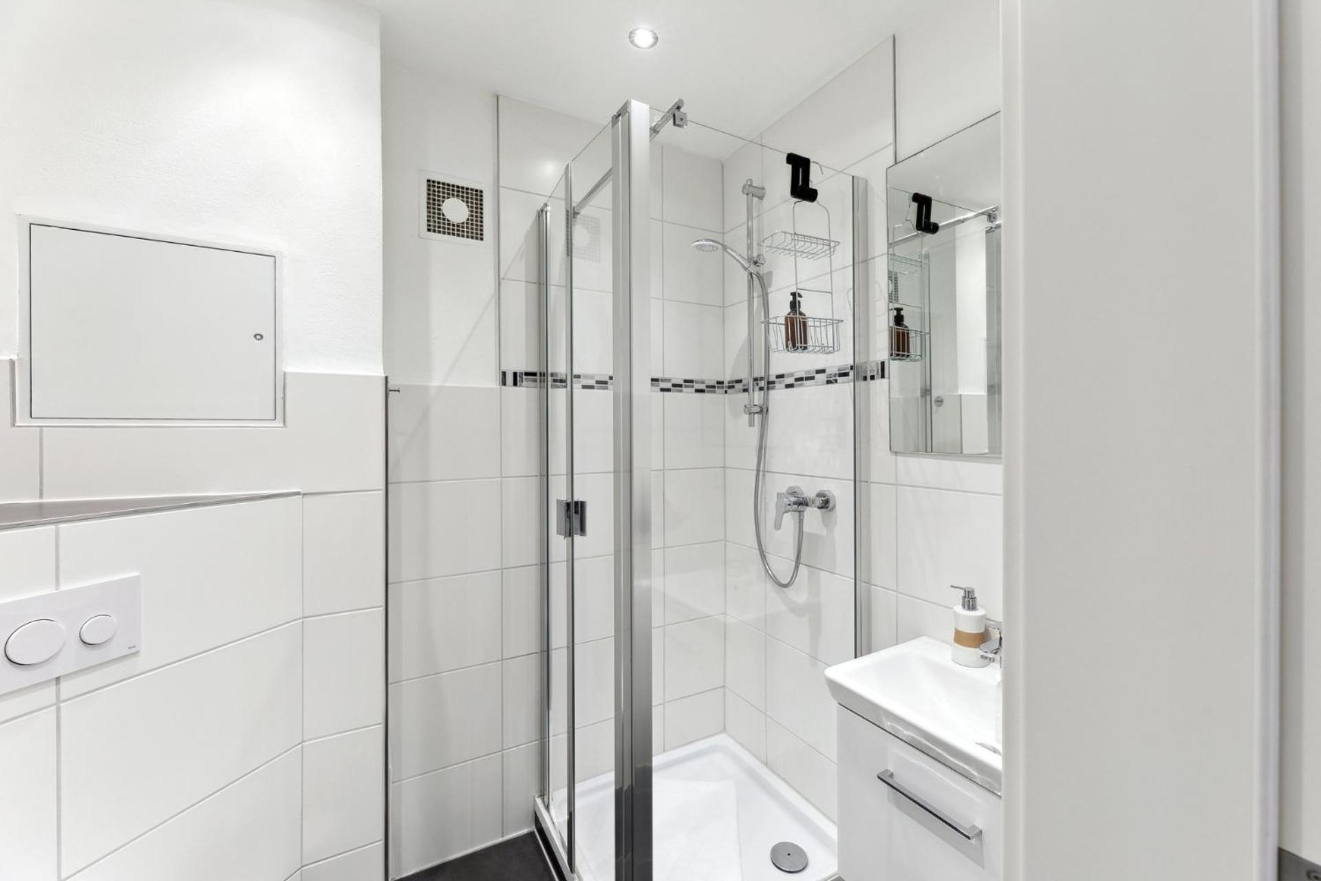 Sali Homes - Charming Studio Apartment In Heart Of Bayreuth With Balcony מראה חיצוני תמונה